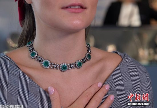 瑞士日内瓦恢复<em>珠宝拍卖 苏富比</em>员工进行预演