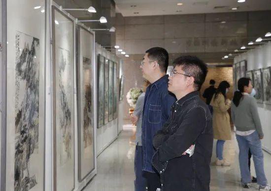 大美中国 宋词意境 世界<em>地球</em>日主题中国画作品展在京举行