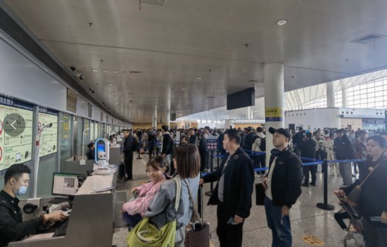 长春机场3月航班量旅客量恢复率均位列<em>千万级</em>机场前列