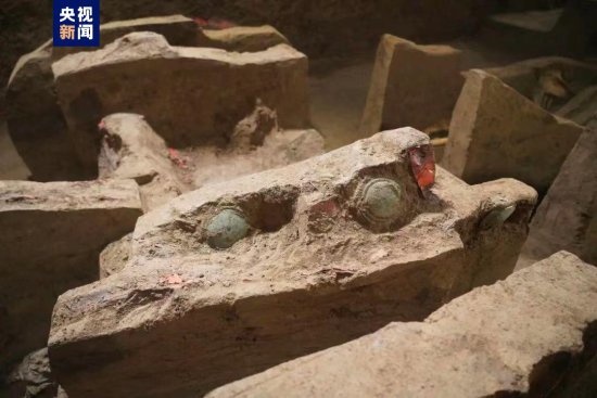 西安考古发掘成果上<em>新</em>！2823座古代遗迹已出土多件“罕见”文物