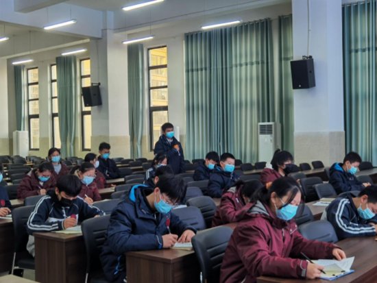 郑州市第二初级中学南校区召开食堂工作座谈会