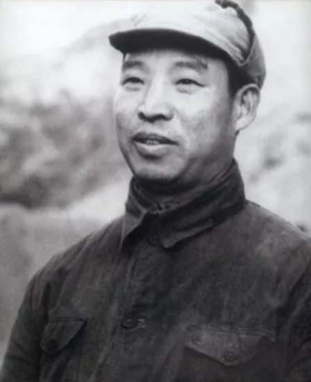 曾任北京公安局局长，动乱站错边，还推波助澜，被捕后在牢里...