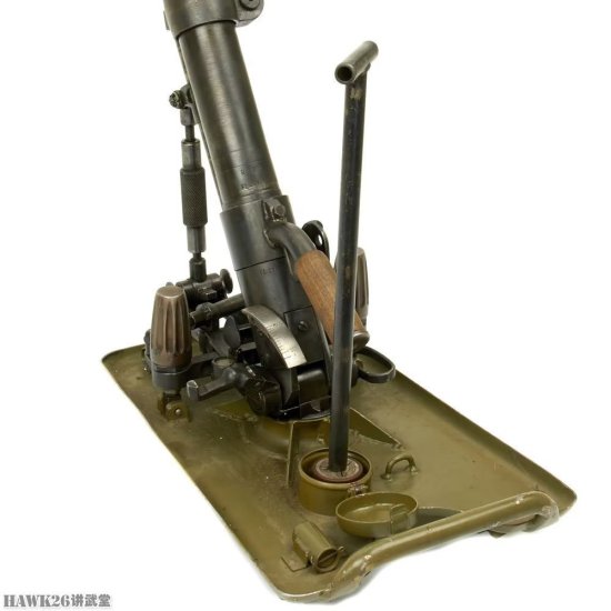 图说：<em>二战德国</em>l.Gr.W.36轻型迫击炮 独特整体式设计 影响颇深远