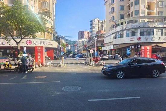 宁德霞浦：老旧小区停车场的便民利民新蜕变