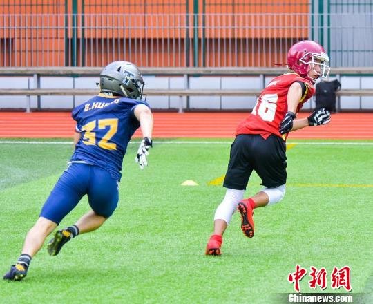 中国首个橄榄球精英<em>训练</em>营在上海举行