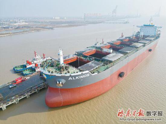 全球首套散货船碳捕集<em>改装项目</em>在启东交付