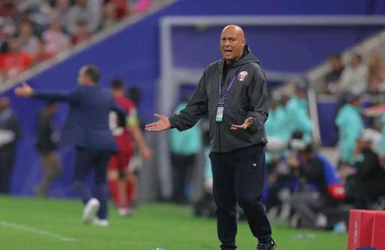 国足止步小组赛，卡塔尔足协怒责卡塔尔主教练！