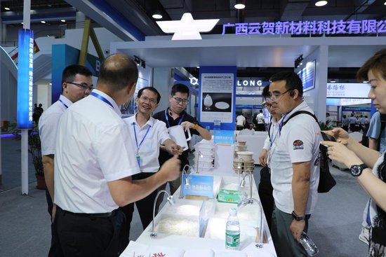 第四届中国<em>贺州</em>国际石材·碳酸钙展览会闭幕