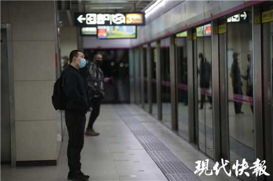 武汉地铁归来！90后司机见证昔日末班车今日首班车
