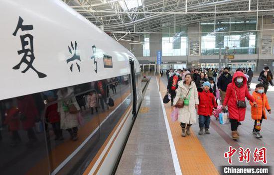 中国铁路<em>北京</em>局春运期间发送旅客3863万人次 创多个新高