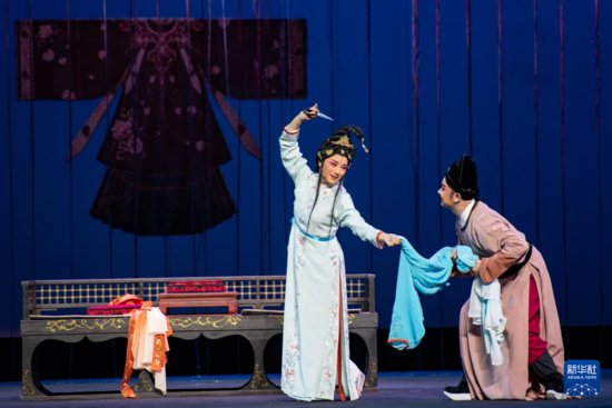 武汉“戏码头”：19个湖北地方戏曲剧种连演16天