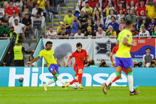 <em>巴西</em>轻取韩国杀进八强！半场0:4后韩国球迷：我不再是韩国球迷了