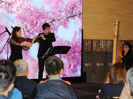 樱花树下的音乐会，上海市民和古典音乐浪漫相遇