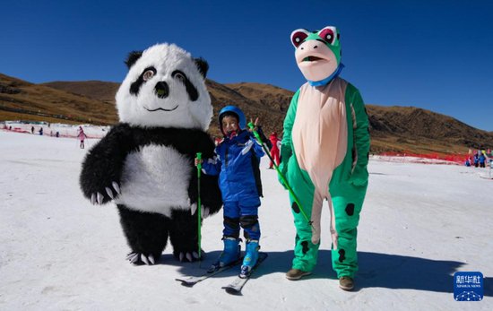 海拔4500米西藏首家滑雪场