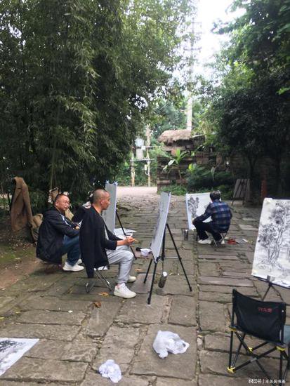 重庆<em>墨辰</em>书画院在九龙坡区白市驿民国老营房子写生采风