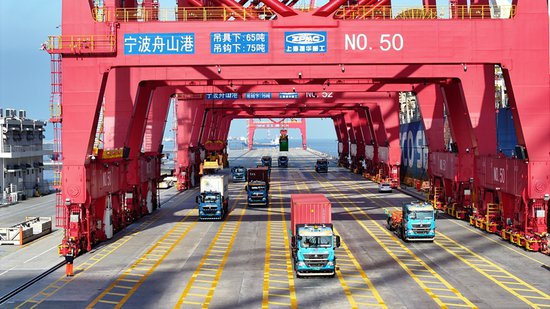 <em>宁波</em>舟山港2023年集装箱吞吐量同比增长5.85%
