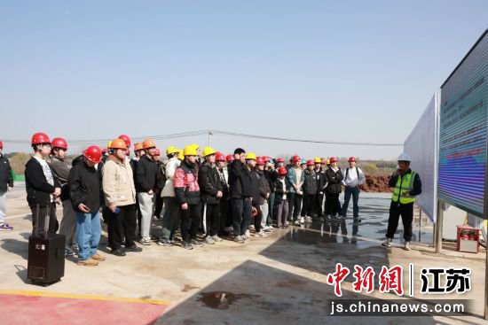 南京工程学院师生走进宁淮城际铁路项目