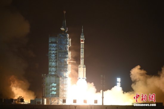 神十八发射、太空养鱼、瞄准登月……境外媒体：中国“太空梦”...