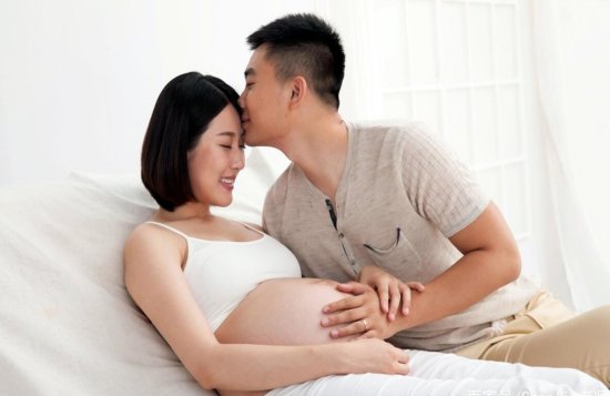 <em>女性</em>最佳生育<em>年龄段</em>，孕妈怀孕时，<em>什么</em>因素会造成早产？