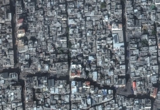 美媒：<em>以色列</em>轰炸加沙难民营，<em>卫星</em>对比图显示造成<em>大</em>面积破坏