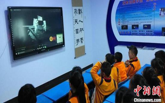 中国航天日：“全国航天特色学校”学子逐梦苍穹