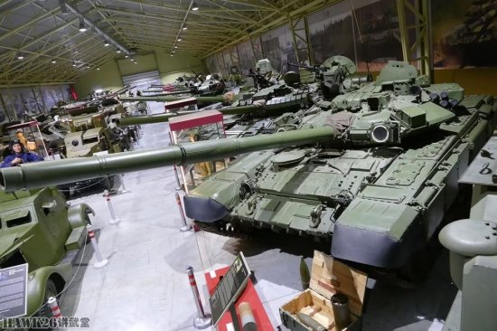 细看：T-90主战坦克服役30年 早期生产型<em>什么样</em>“<em>窗帘</em>”就是累赘