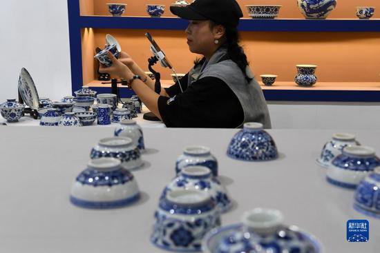 2023中国<em>景德镇</em>国际陶瓷博览会开幕