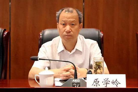 郑州市政府决定：免去原学岭的郑州市卫健委副主任职务