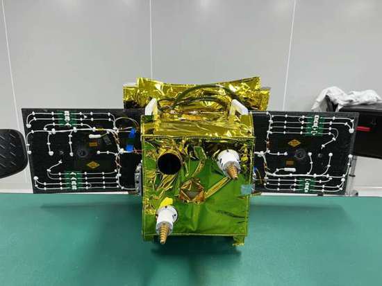 大学师生参与研制的探月卫星随嫦娥六<em>号</em>飞天