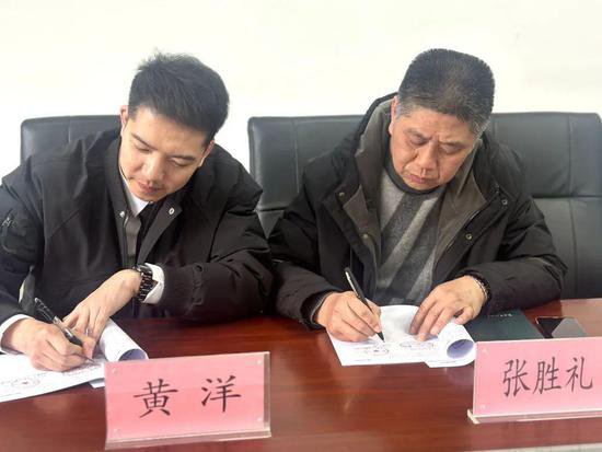 重庆市话剧院与渝北区实验中学签署戏剧进校园合作协议