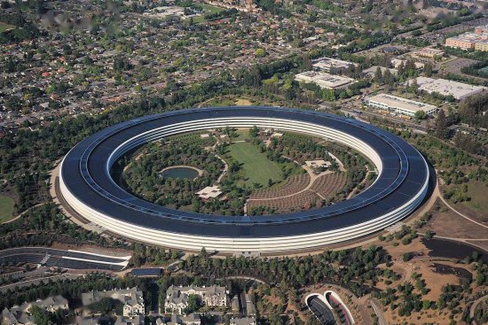 消息称苹果解雇位于硅谷和该州其它<em>办公地点</em>的 618 名保安及相关...