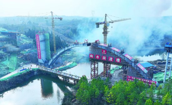 央视点赞！武汉理工助力湖北重要控制性工程建设