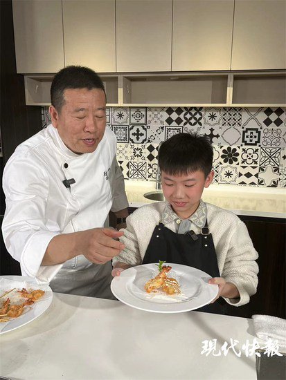小学生私信中国烹饪大师：想为父母做道菜！结局暖了