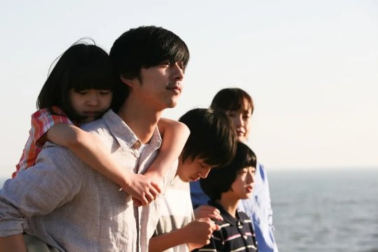 “零差评”的五部<em>韩国电影</em>，每一部都太敢拍了，你看过哪几部？