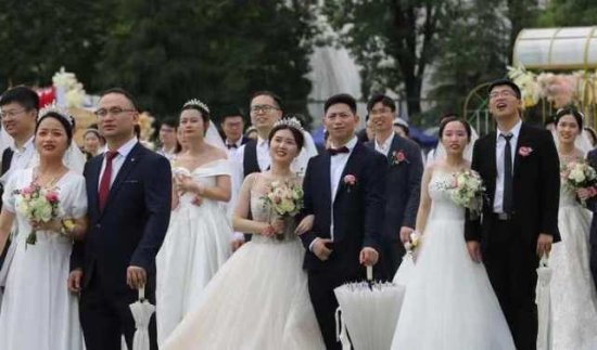 开启新的幸福旅程 ,“缘定浙大”2021校友集体婚礼举行