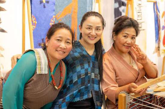 上海设计、西藏出品的服装开启喜马拉雅大秀