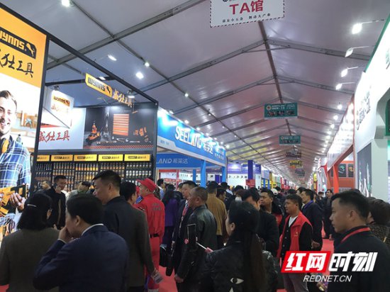 千余家中外企业亮相湖南邵东五金机电博览会