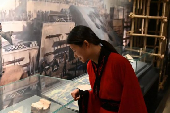 汉景帝阳陵博物院讲解员马昆：介绍文物就是在讲述历史 我得为我...