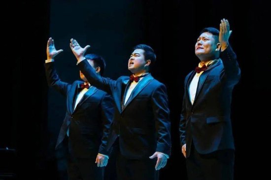 “永恒的歌声”唱响哈尔滨大剧院