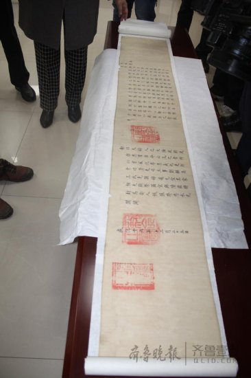 东明刘氏向菏泽市博物馆捐赠两份圣旨 已500多年