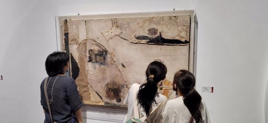 侯吉明意象表现<em>绘画工作室</em>师生作品全国巡展在杭州开展