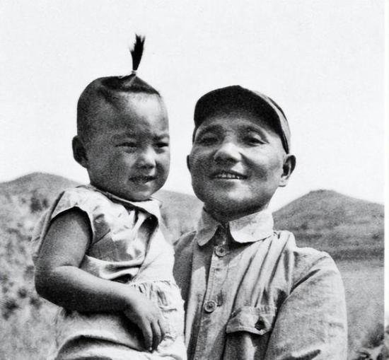 1968年，一位工人救了邓小平长子邓朴<em>方</em>一命，后来结局如何？