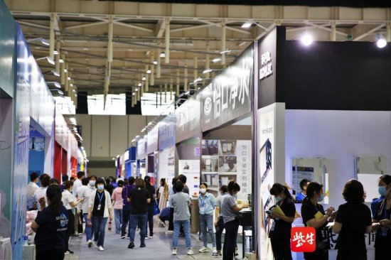 第25届<em>南京</em>家装主材家具博览会在河西博览中心开幕