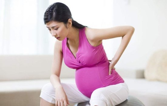 <em>怀孕</em>后，孕妈的有些行为可能会导致胎宝“喘不过气”，要尽量...
