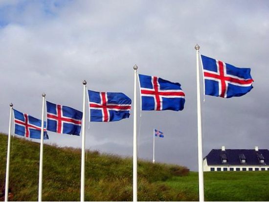曾为丹麦属地，冰岛为何成功独立了，而<em>格陵兰岛</em>却无法独立？