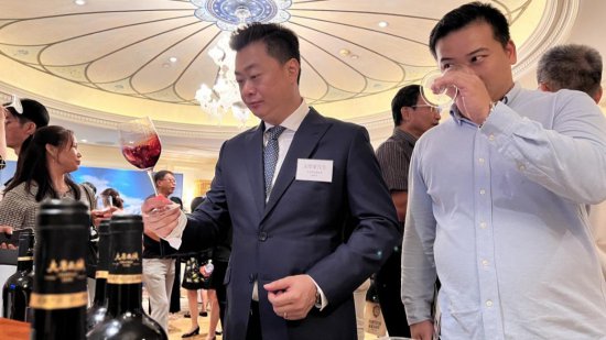 昌吉州“美酒·美食·美景”宣传推介会在香港举办