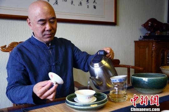 通讯：“老<em>茶</em>泡儿”丁利民的青海“观<em>茶</em>”