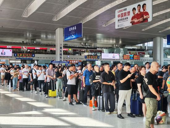 中秋国庆黄金周，福州火车站预计发送旅客130万人次