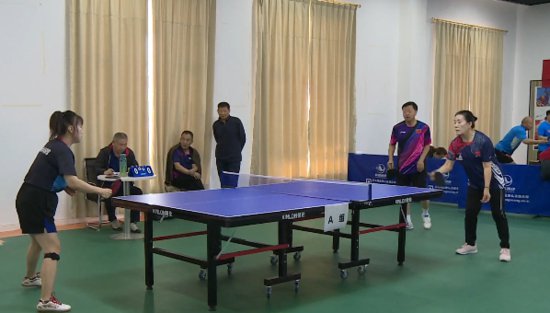 奎屯市举行<em>乒乓球</em>邀请赛