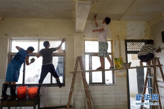 安徽宣城：加紧修复洪灾受损学校